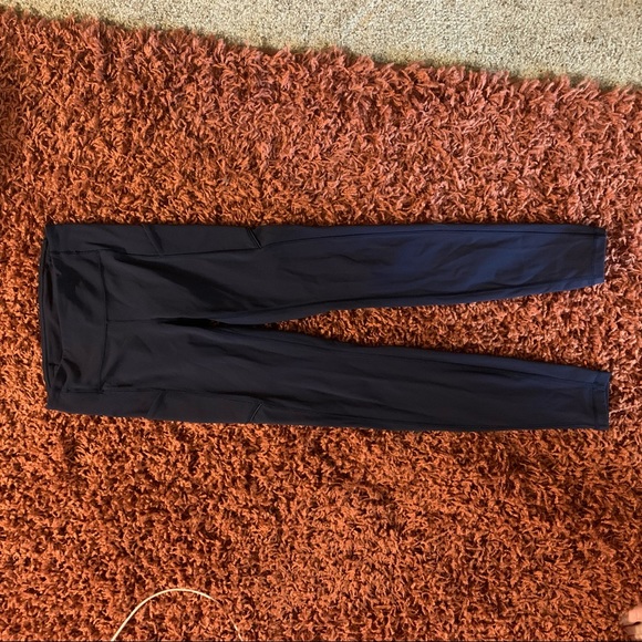 Lululemon leggings - Picture 5 of 5